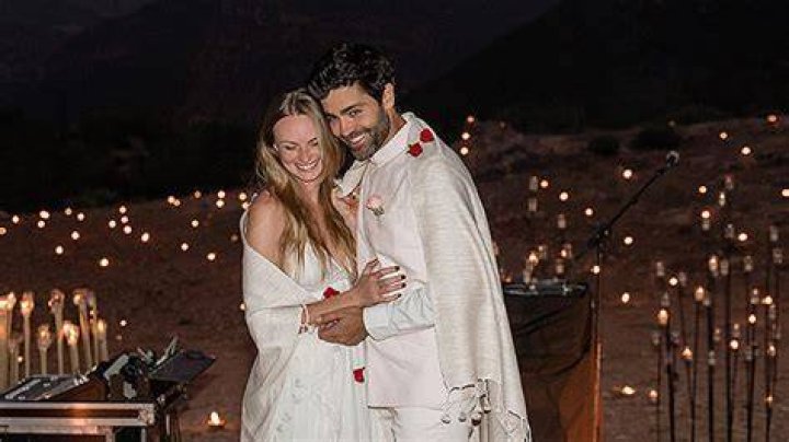 Who is Adrian Grenier Wife? Gay Rumors
