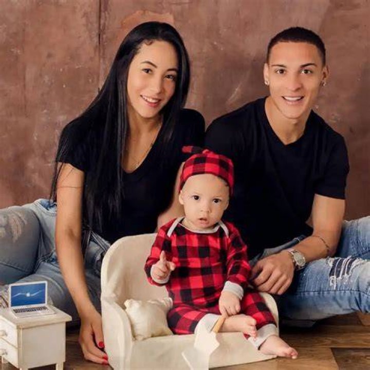 Who Is Rosilene Xavier? Meet The Gorgeous Wife Of Antony!